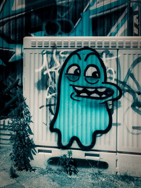 Datei:Graffitigeist Oedemer Weg 2.jpg