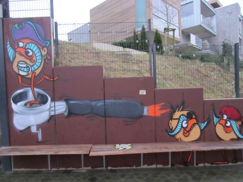 Datei:Graffiti Vögel.jpg