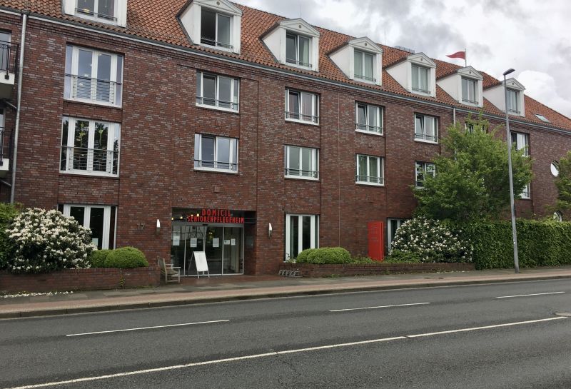 Datei:Domicil Seniorenpflegeheim.jpg