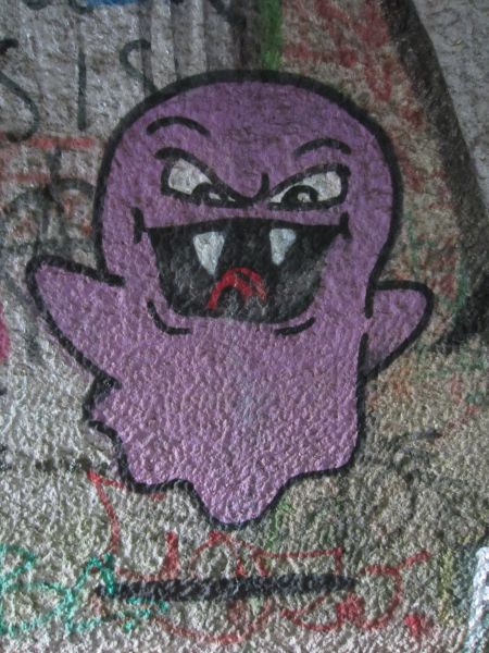 Datei:Graffitigeist Unterführung Willy-Brandt-Straße.jpg