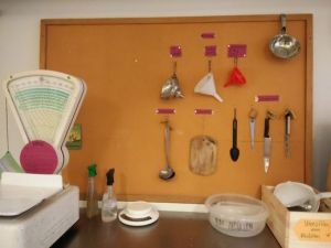 Waage und Abfüllbesteck.jpg