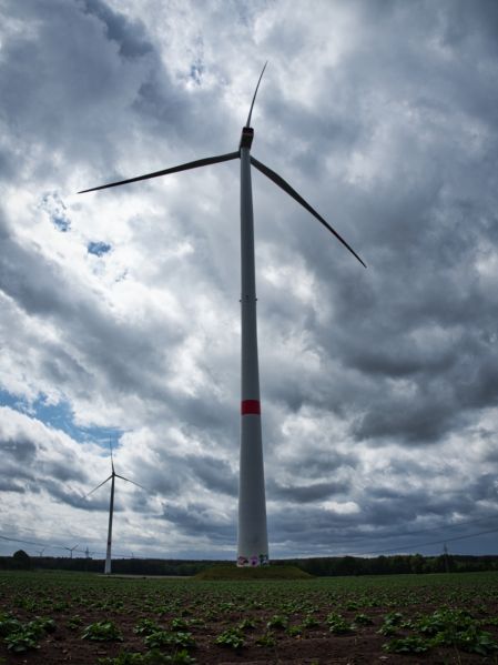 Datei:Graffitigeist Embser Kirchweg.jpg