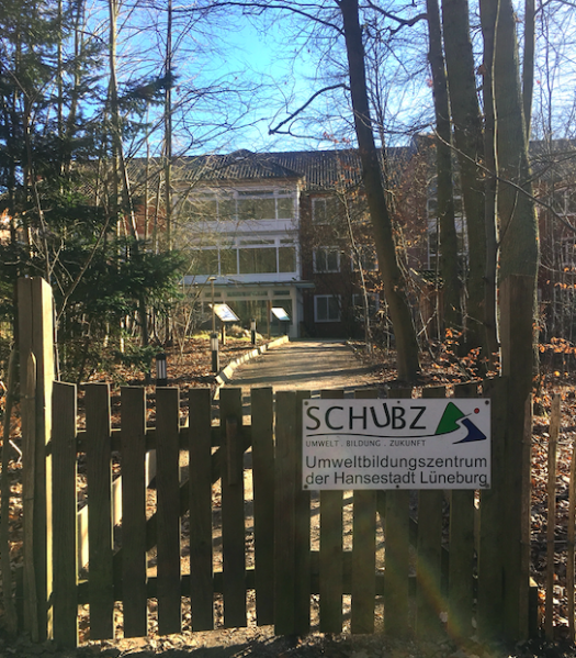 Datei:SCHUBZ Eingang.png