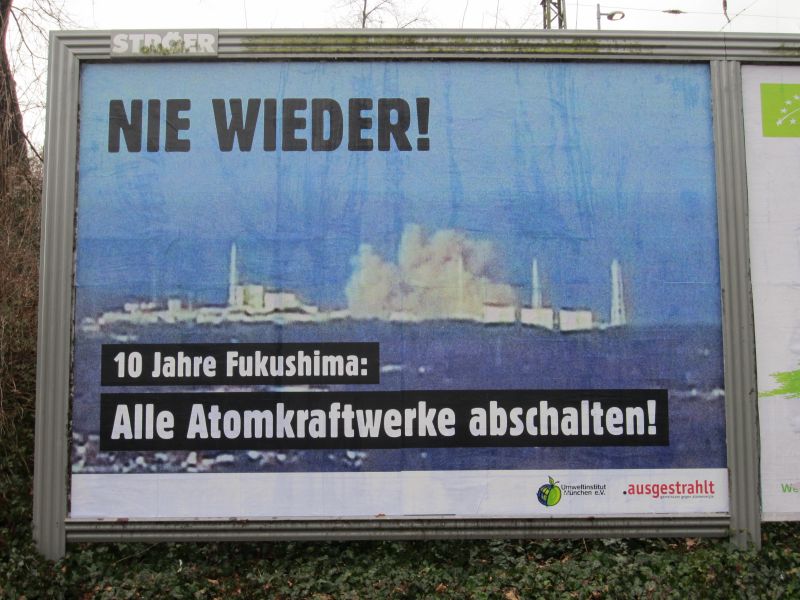 Datei:Protestplakat zum Fukushima-Jahrestag 2021.jpg
