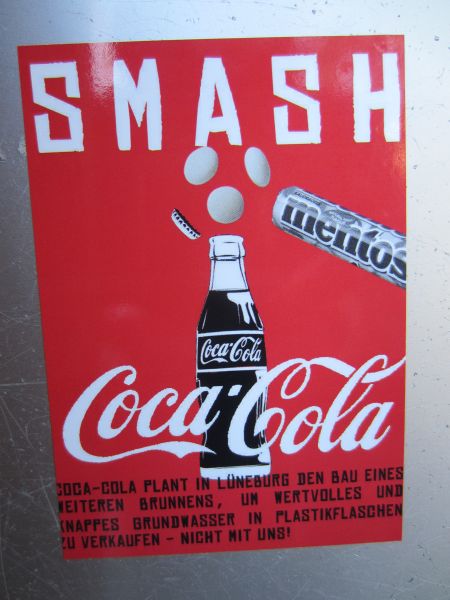 Datei:Anti-Coca Cola-Sticker.jpg