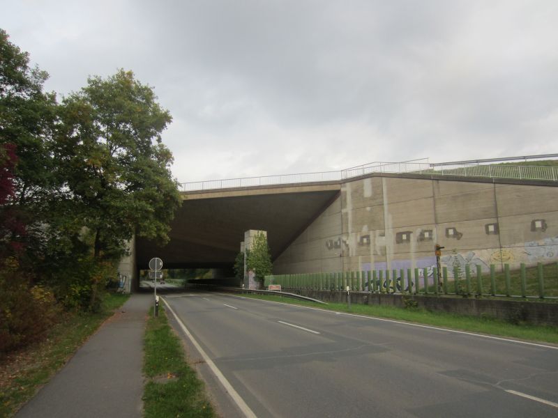 Datei:Unterführung Erbstorfer Landstraße Elbe-Seitenkanal.jpg