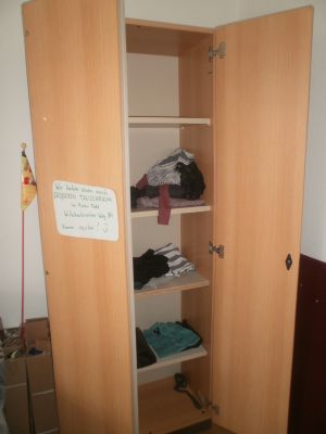 Schenkregal Charlotte.jpg