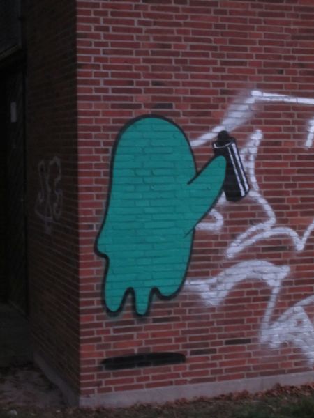 Datei:Graffitigeist Grundschule im Roten Feld.jpg