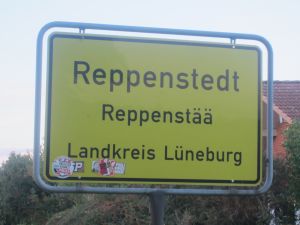 Ortsschild Reppenstedt.jpg