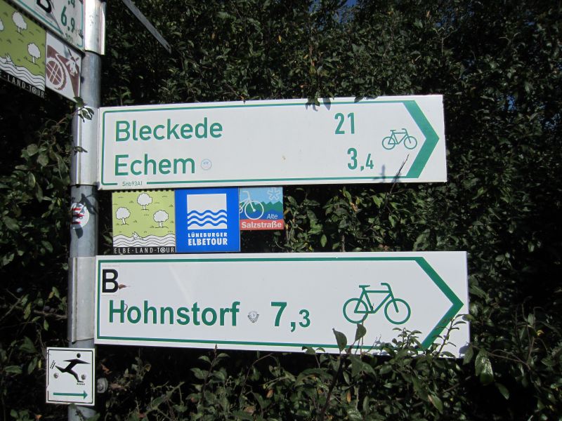 Datei:Radwege im Landkreis Lüneburg.jpg
