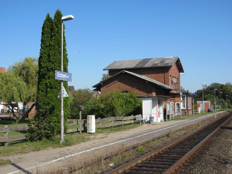 Datei:Bahnhof Echem.jpg