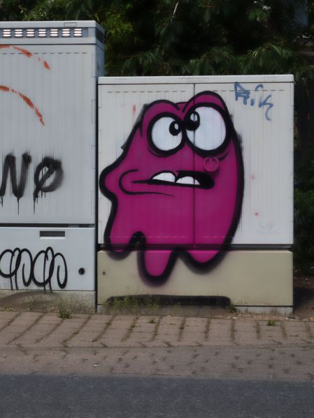 Datei:Graffitigeist Ovelgoenner Weg.jpg