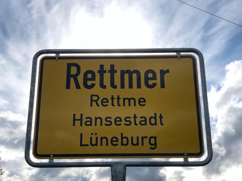 Datei:Ortsschild Rettmer.jpeg
