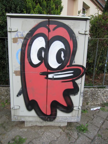 Datei:Graffitigeist Marcus-Heinemann-Straße 24.jpg