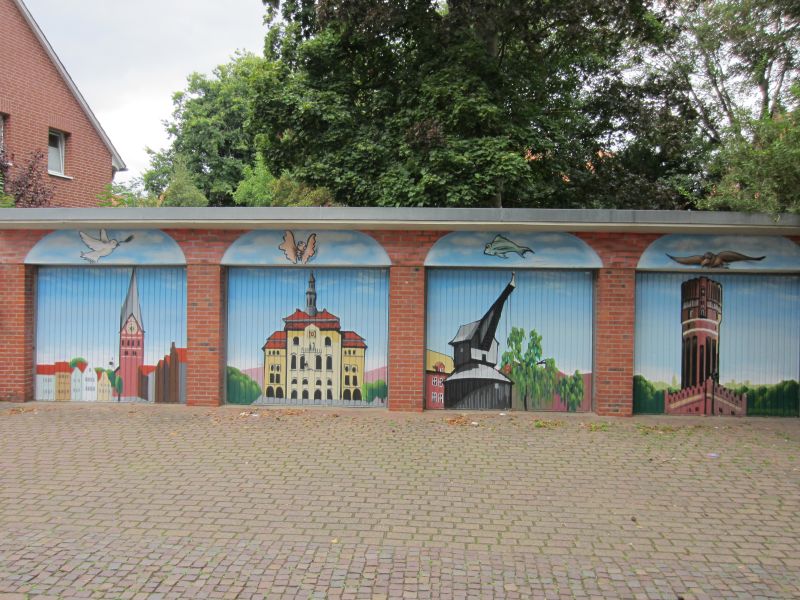 Datei:Graffiti in der Kalandstraße Lüneburger Skyline.jpg