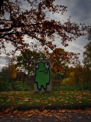 Graffitigeist Am Teich (Oedeme).jpg