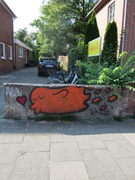 Datei:Graffitigeist Soltauer Straße 44.jpg