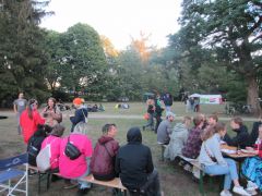 Solidarische Küche beim Klimacamp im Kurpark 2022