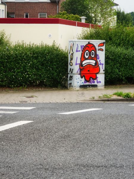 Datei:Graffitigeist Auf der Hoehe.jpg