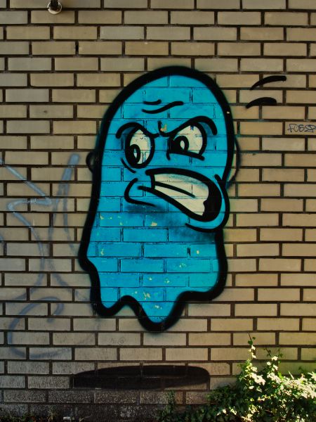 Datei:Graffitigeist Am Weißen Turm.jpg